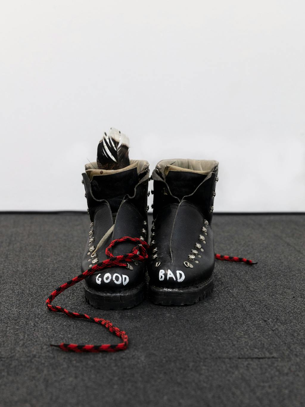 Good Bad Boots - © Paris Internationale