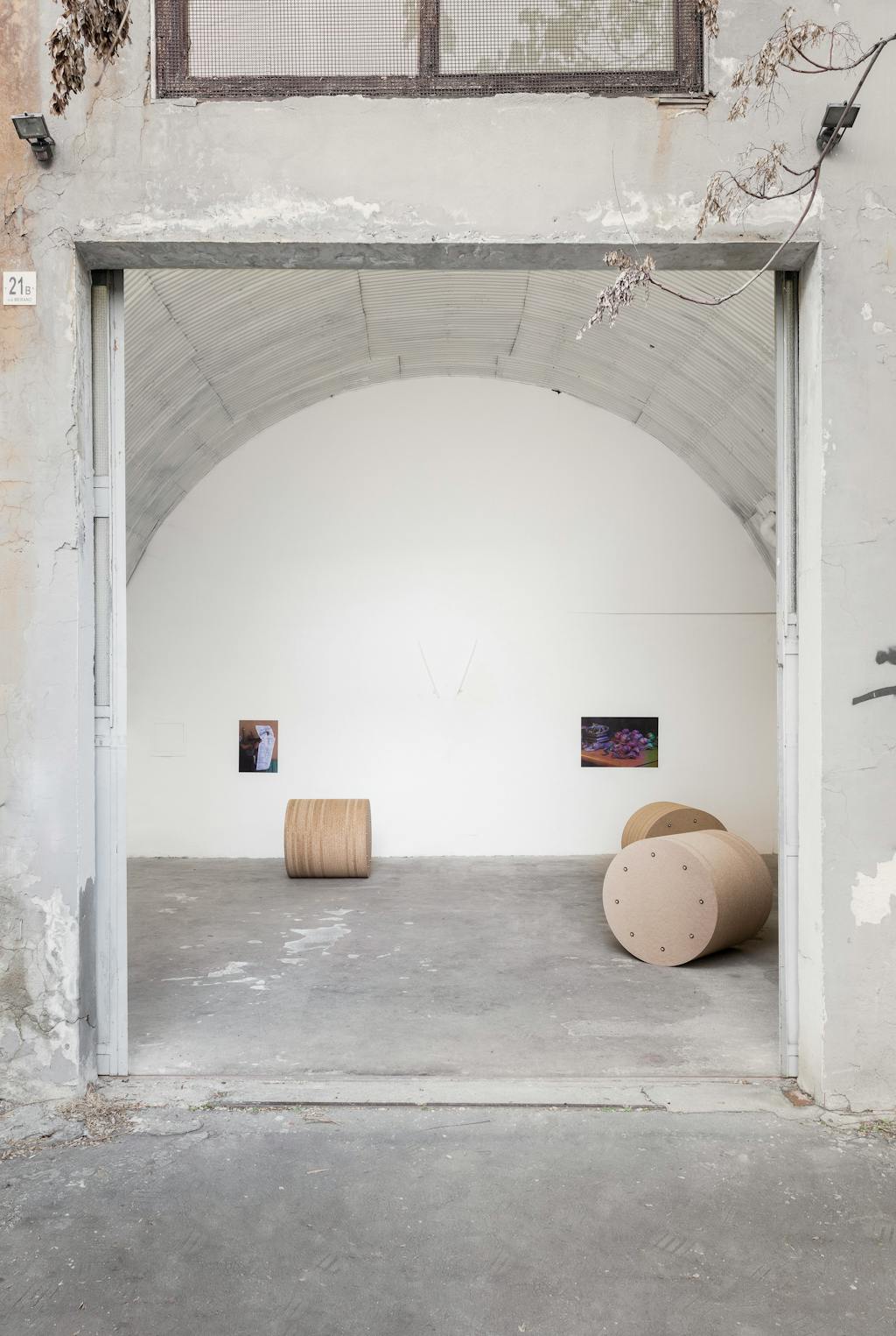 Installation view
Alessandro Agudio, Residence Acquario, Fanta-MLN, Milan, 2020 - © Courtesy the artist and Fanta-MLN, Milan
Photo: Andrea Rossetti, Paris Internationale