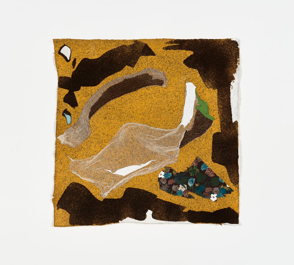 Francis Offman, Untitled, 2022-2023
acrylic, ink, 100% cotton, coffee grounds, Bolognese plaster on cotton, 40,5 × 40,5 cm - © Courtesy the artist and P420, Bologna 
Photo credit Carlo Favero, Paris Internationale